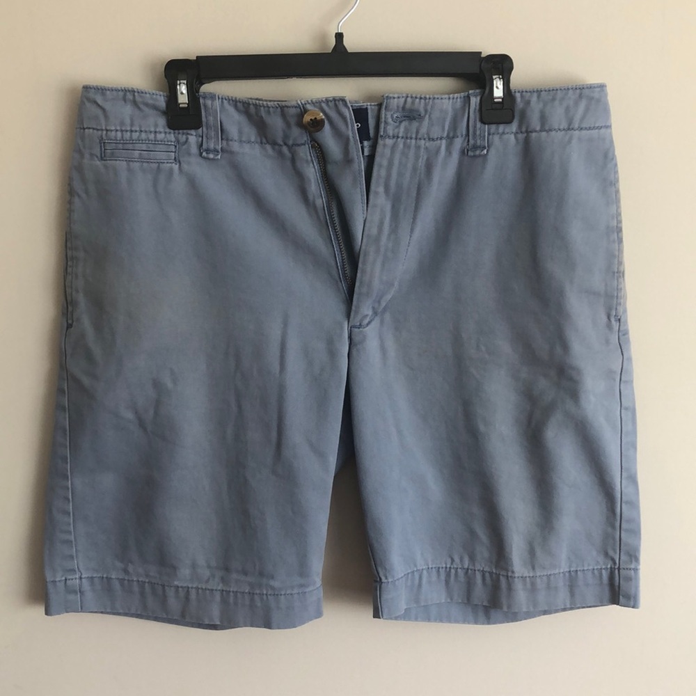 Gap chino shorts - 32